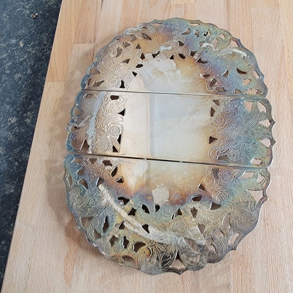 Raymond Silverplate Expandable silver trivet
